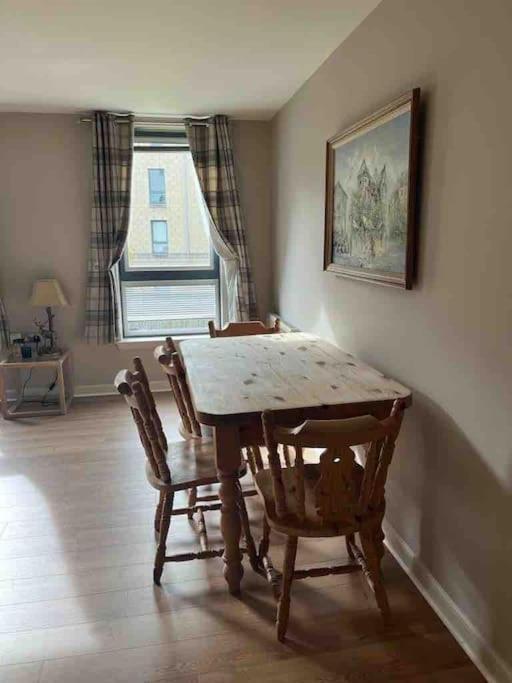 Modern Edinburgh Apartment 2 Bedrooms & Two Bathrooms Extérieur photo